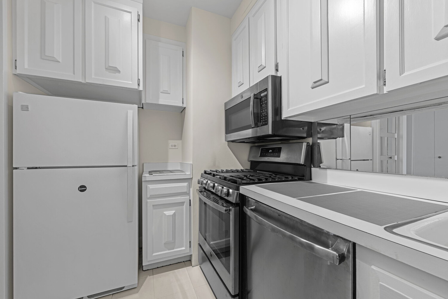 117 East 57th Street 32F Midtown East New York NY 10022