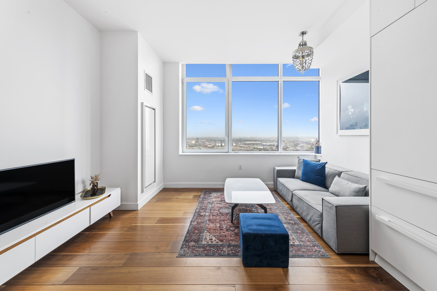 21 India Street 32F Greenpoint Brooklyn NY 11222