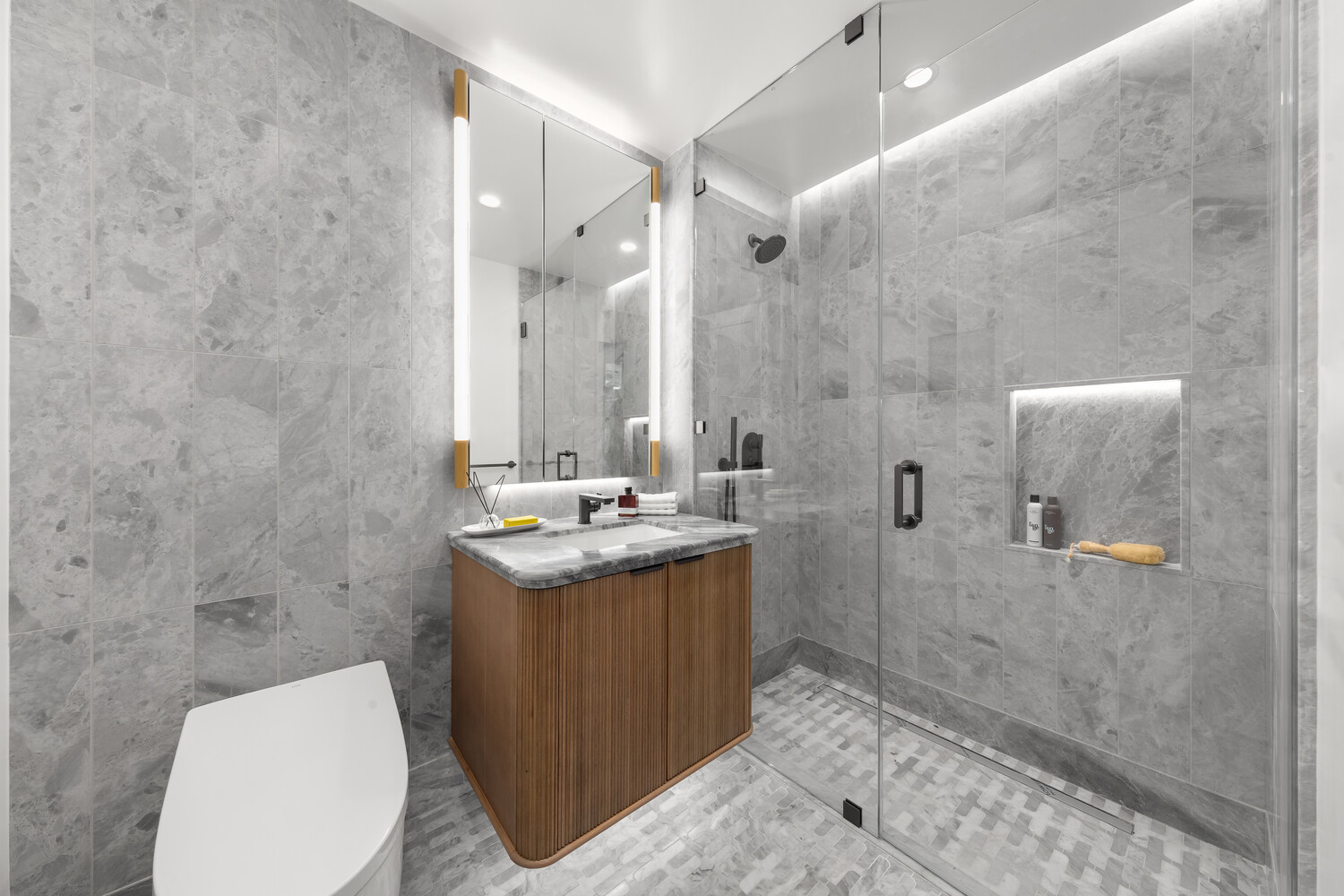 499 Ninth Avenue Clinton New York NY 10018