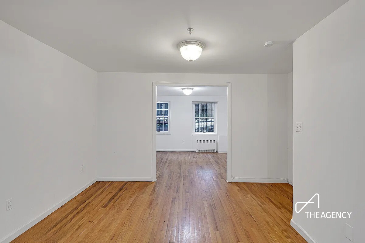 242 West 21st Street A Chelsea New York NY 10011