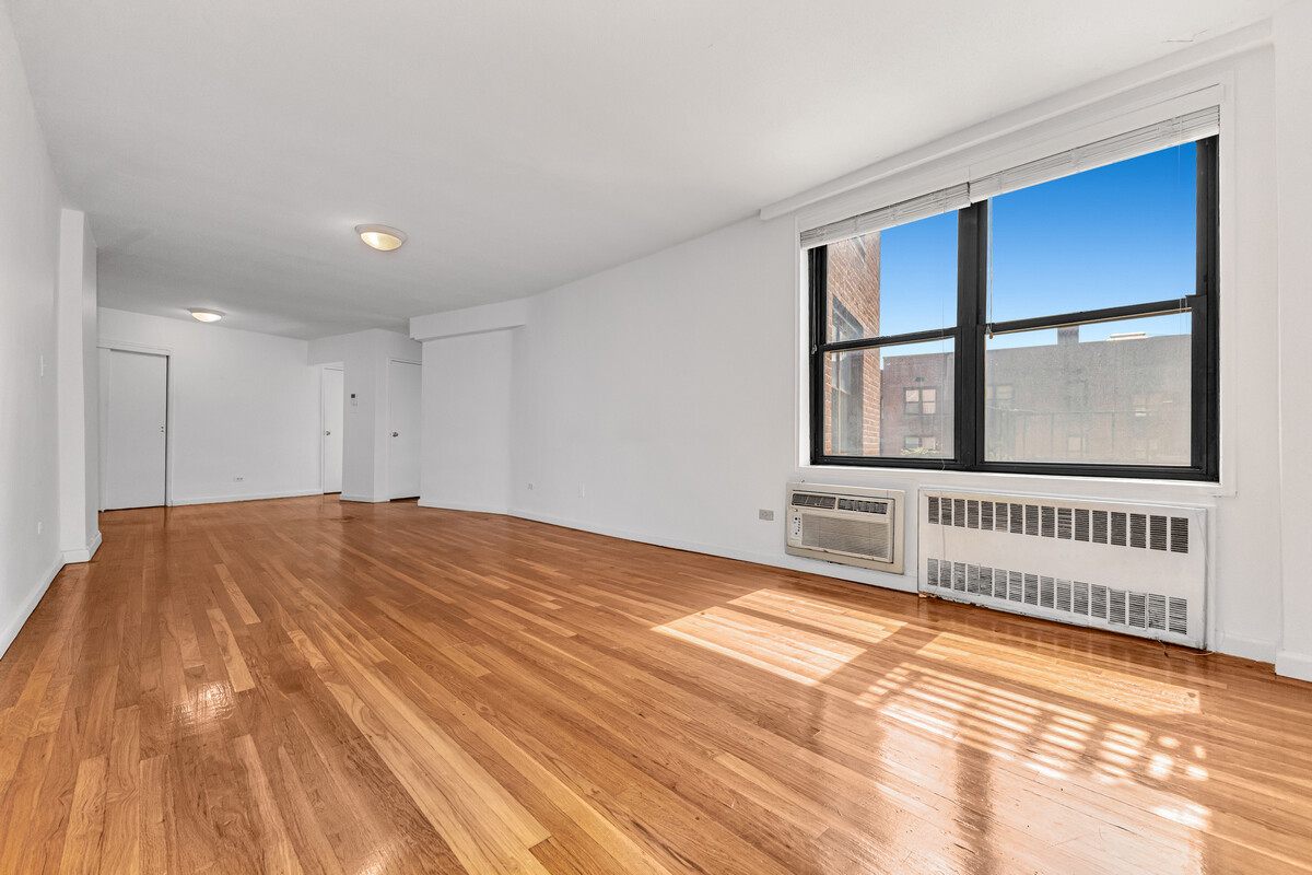 63-95 Austin Street 2G Rego Park Queens NY 11374