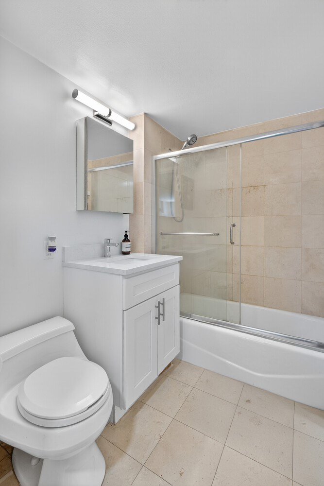 308 East 38th Street Murray Hill New York NY 10016