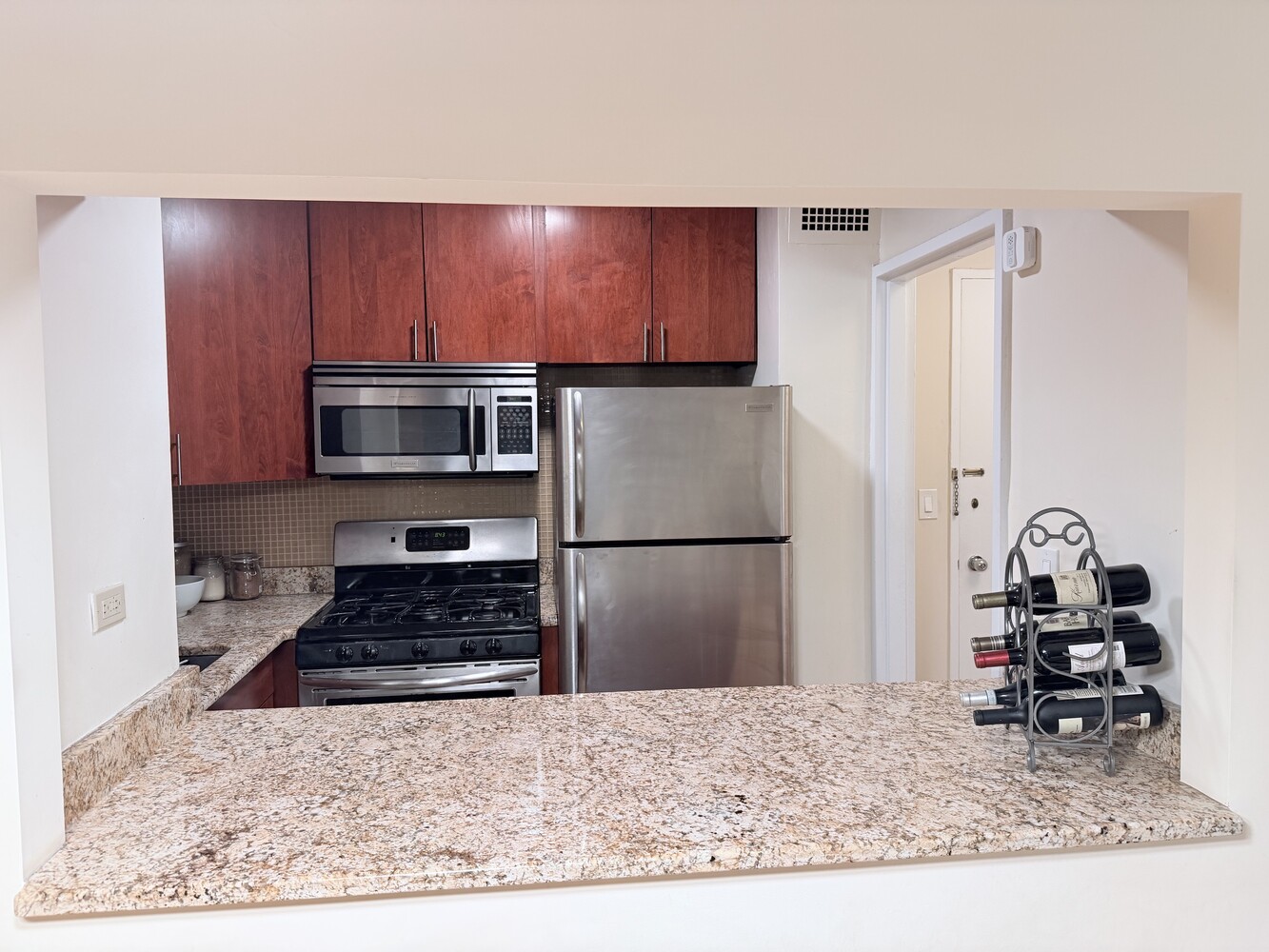 135 Ocean Parkway 6H Kensington Brooklyn NY 11218