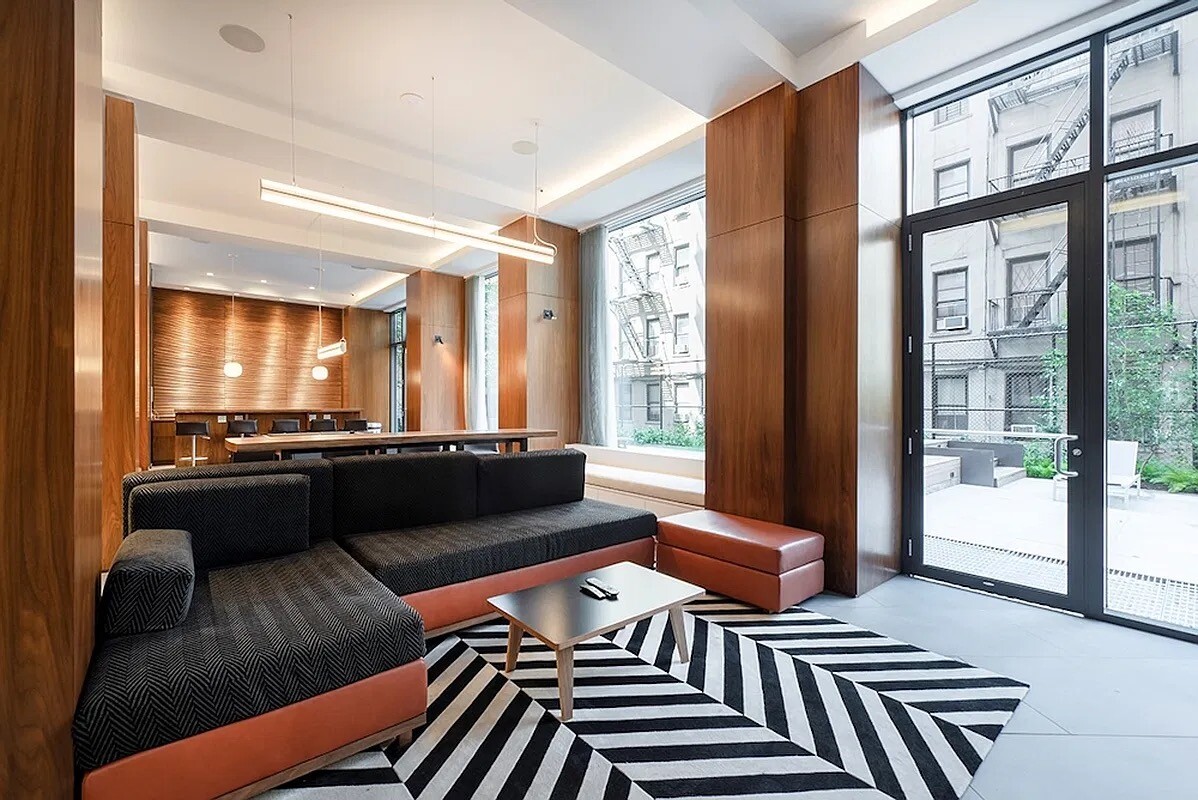 250 East Houston Street 2B E. Greenwich Village New York NY 10002