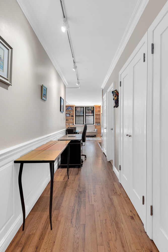 314 West 56th Street 2A Clinton New York NY 10019