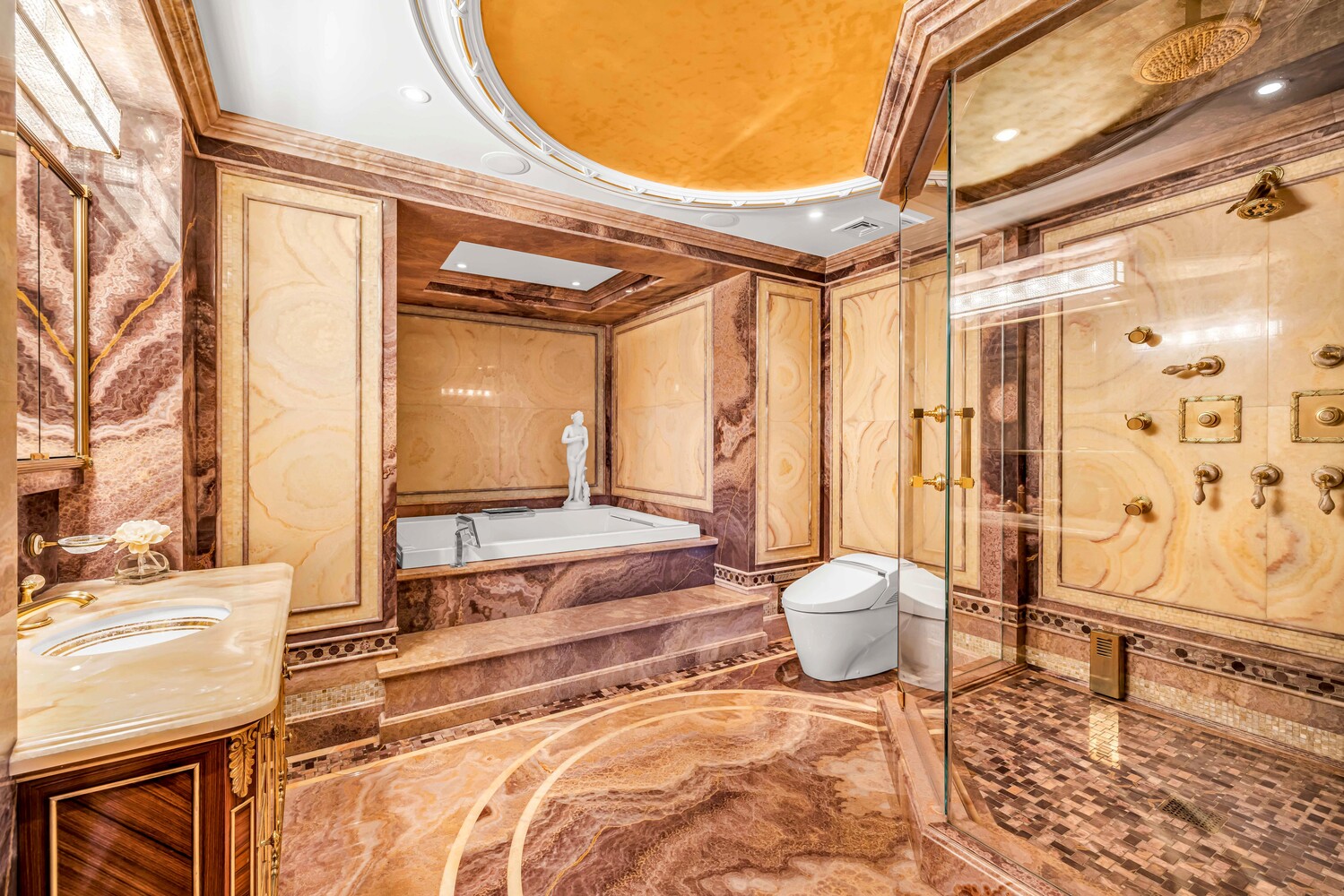 721 Fifth Avenue 63AB Midtown East New York NY 10022