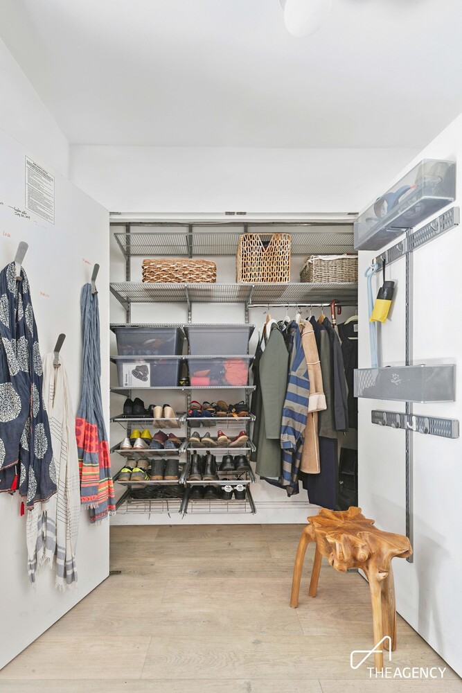 321 East 45th Street 7G Turtle Bay New York NY 10017