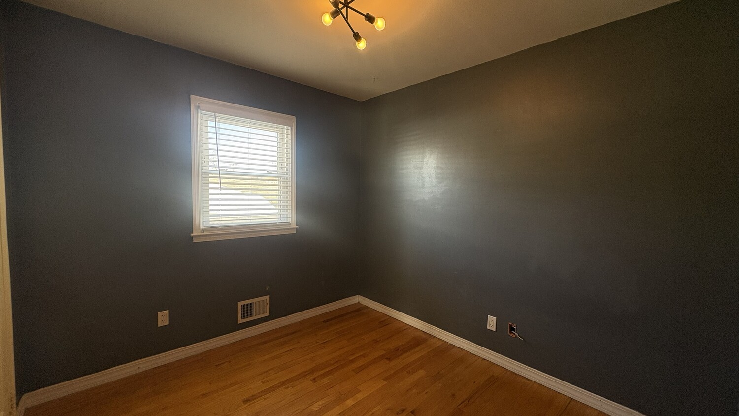 86 Notre Dame Avenue 2 Great Kills Staten Island NY 10308