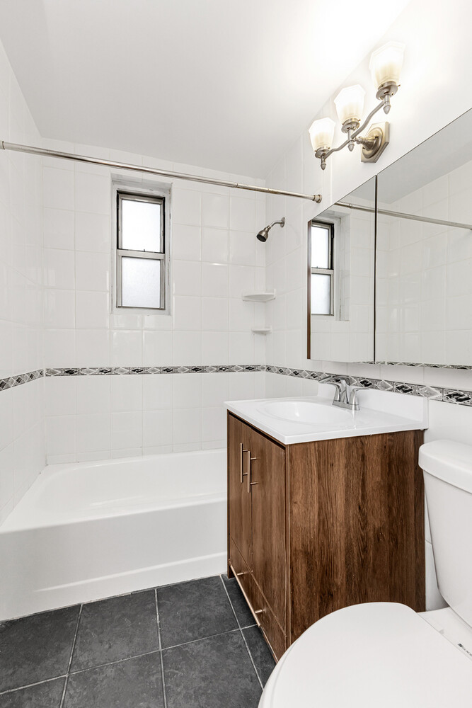 67-30 Clyde Street 5C Forest Hills Queens NY 11375