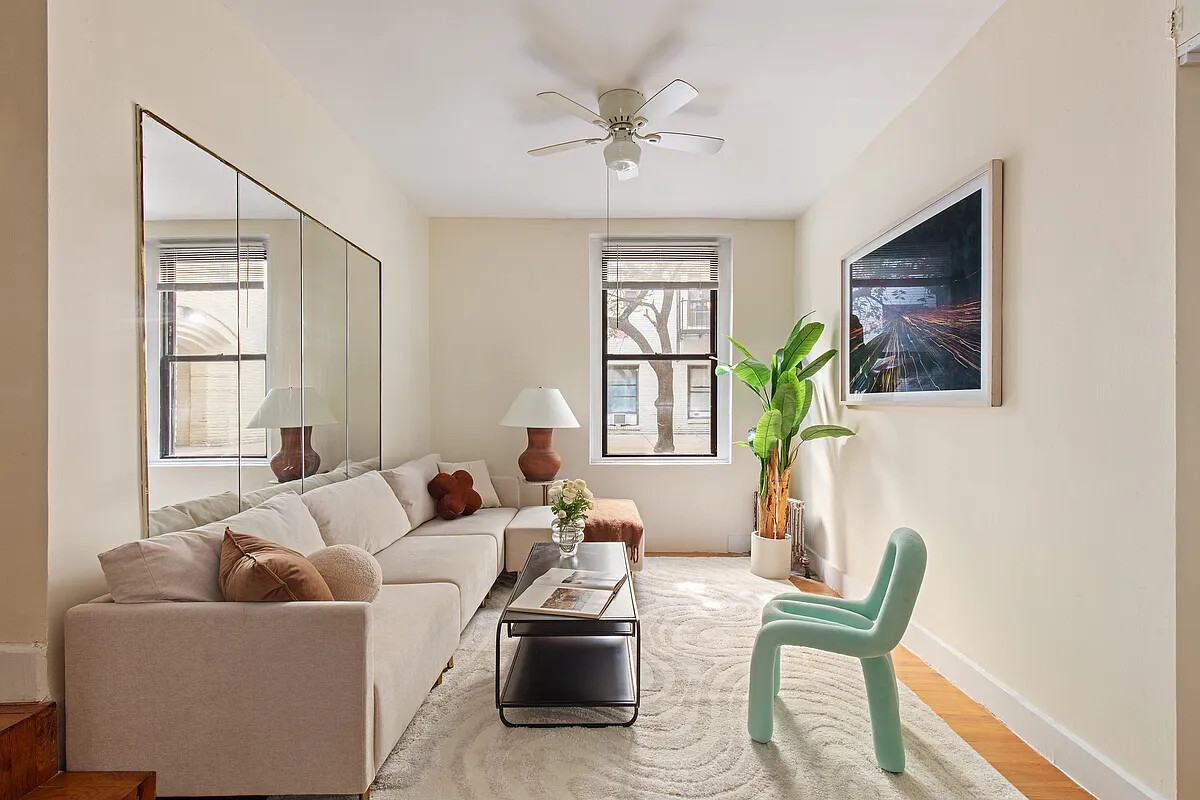 21-38 35th Street 1B Steinway-Ditmars Queens NY 11105