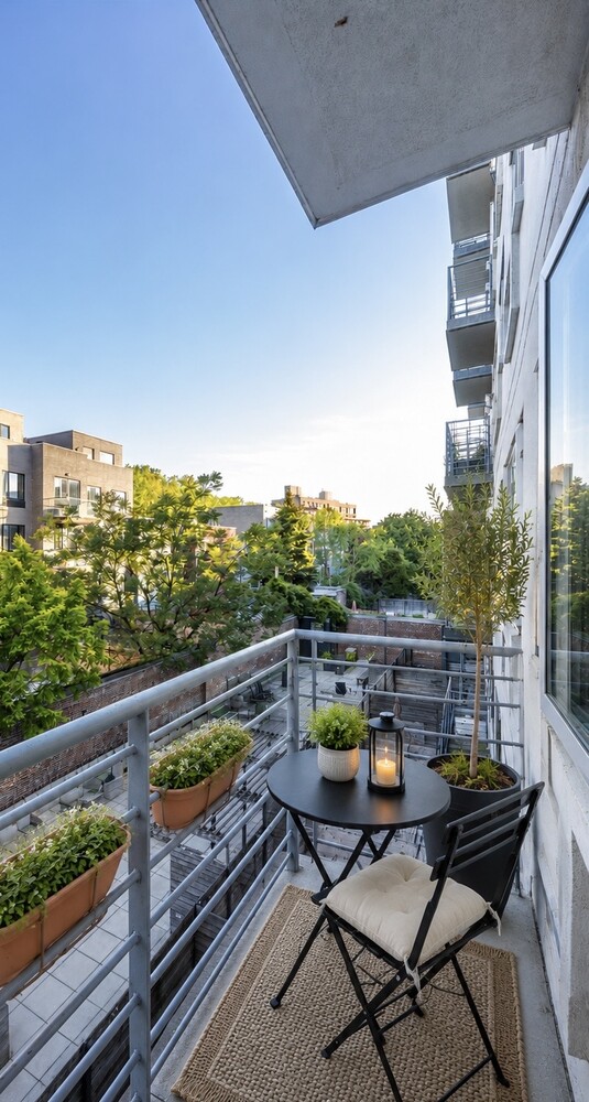 100 Maspeth Avenue 3N East Williamsburg Brooklyn NY 11211