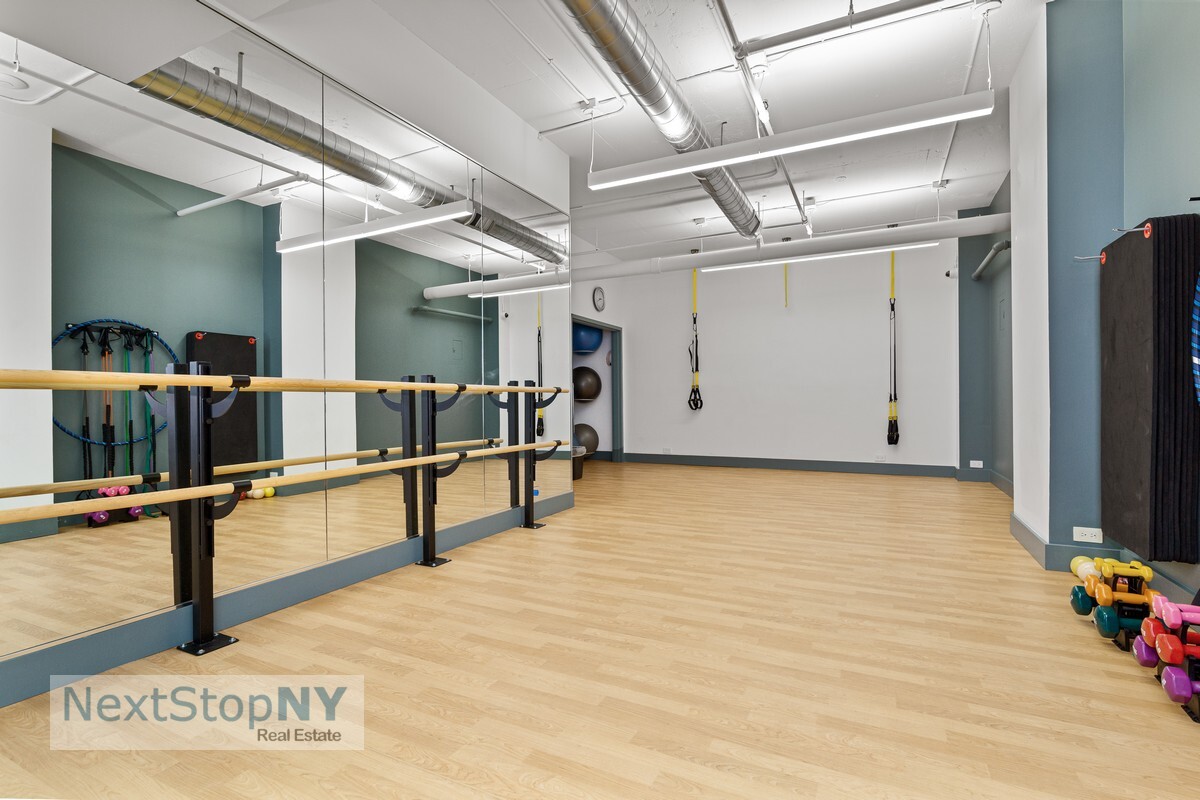 400 East 56th Street Sutton Place New York NY 10022