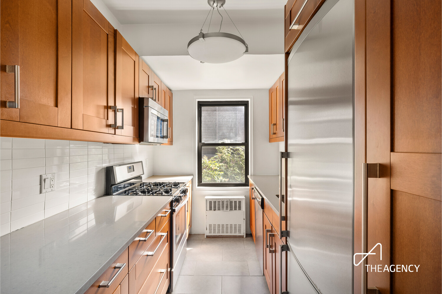 333 East 55th Street 14B Sutton Place New York NY 10022