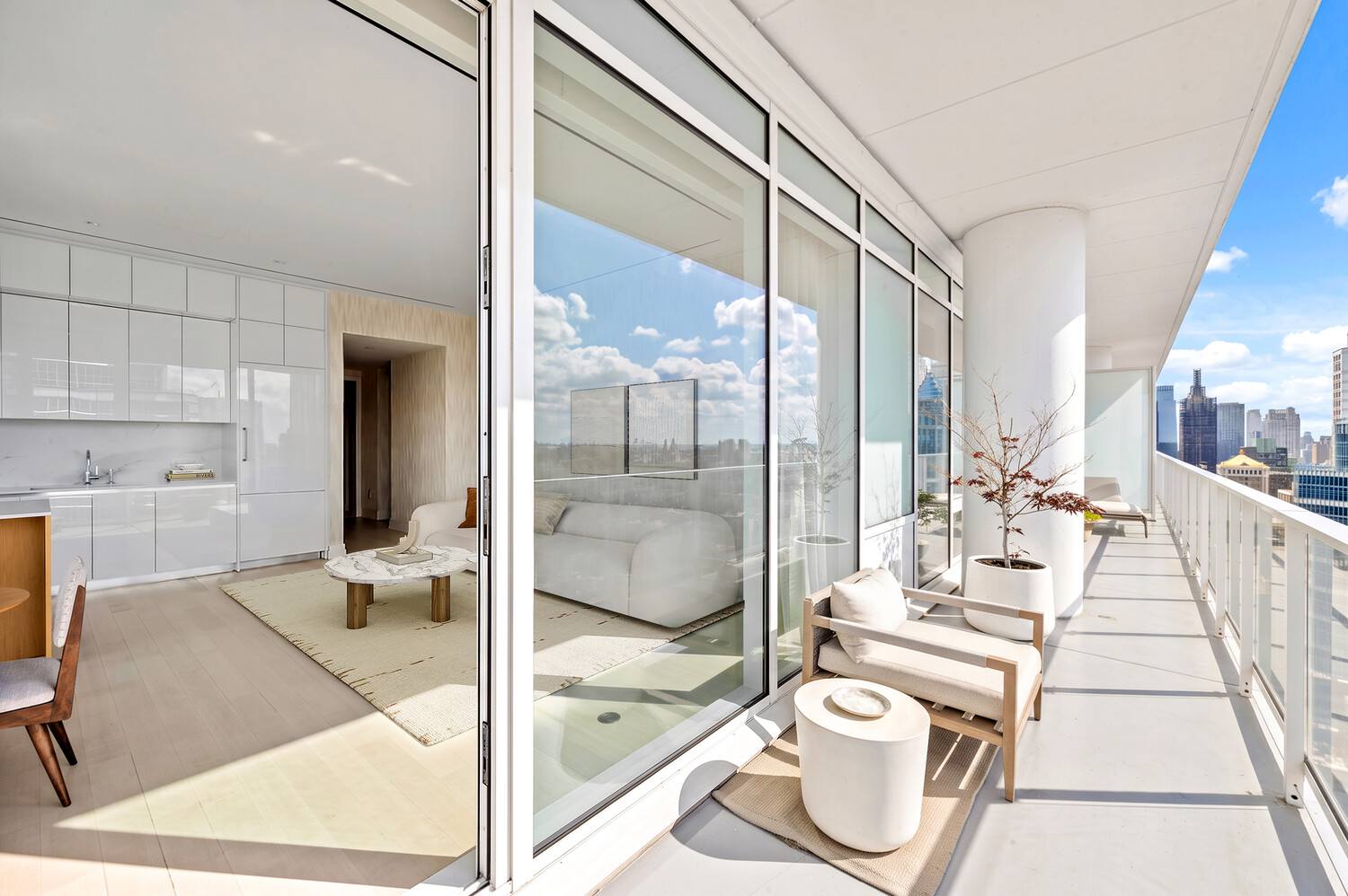 200 East 59th Street 27D Midtown East New York NY 10021