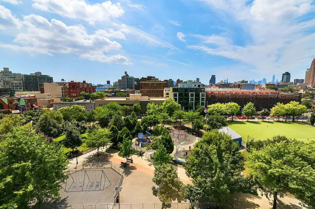 11-35 45th Avenue 3H Long Island City Queens NY 11101