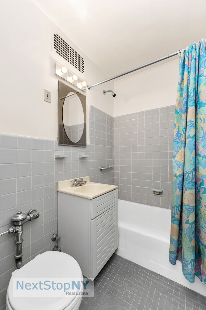 337 East 50th Street 3C Turtle Bay New York NY 10022