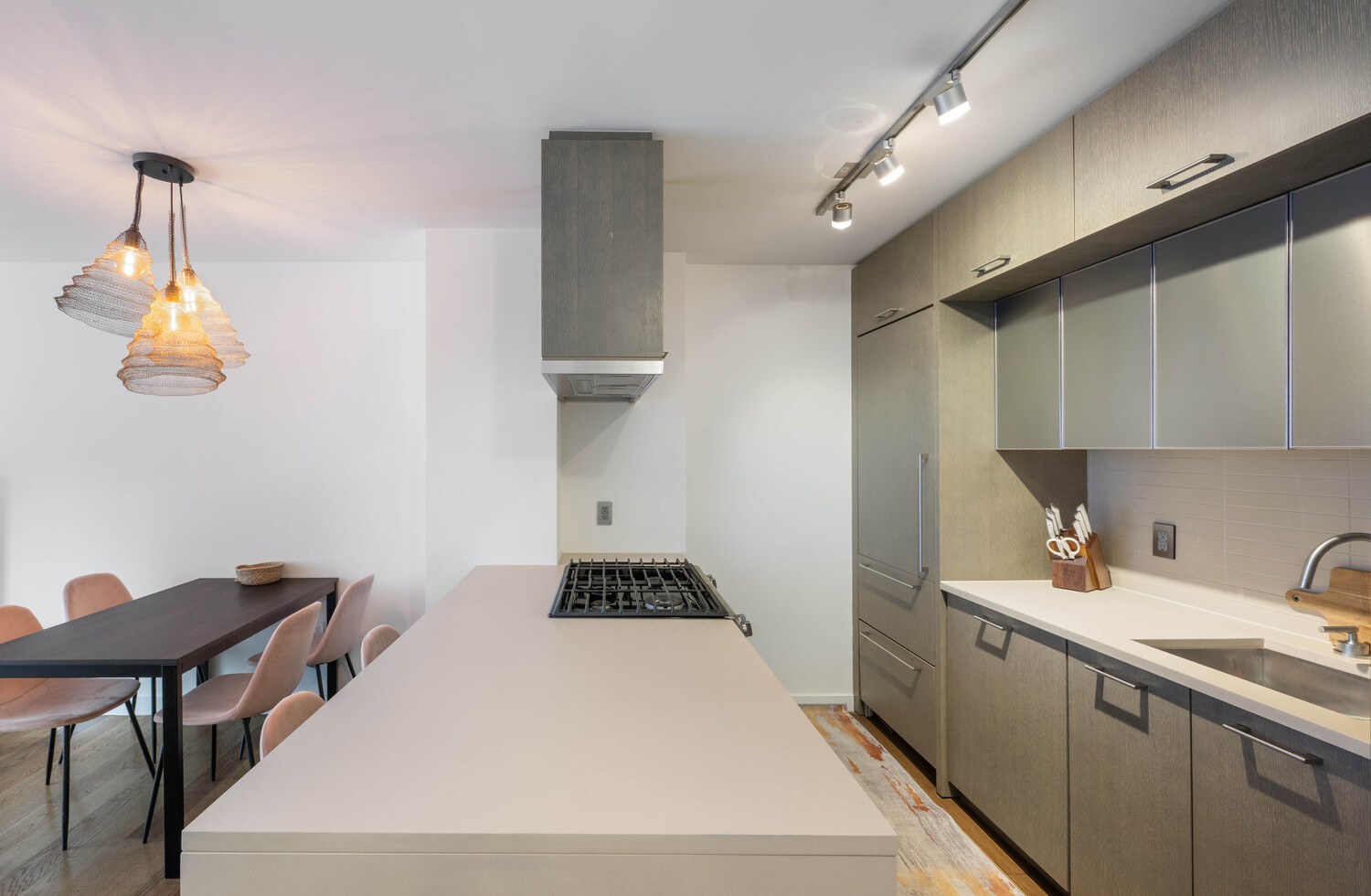 225 Rector Place 3R Battery Park City New York NY 10280