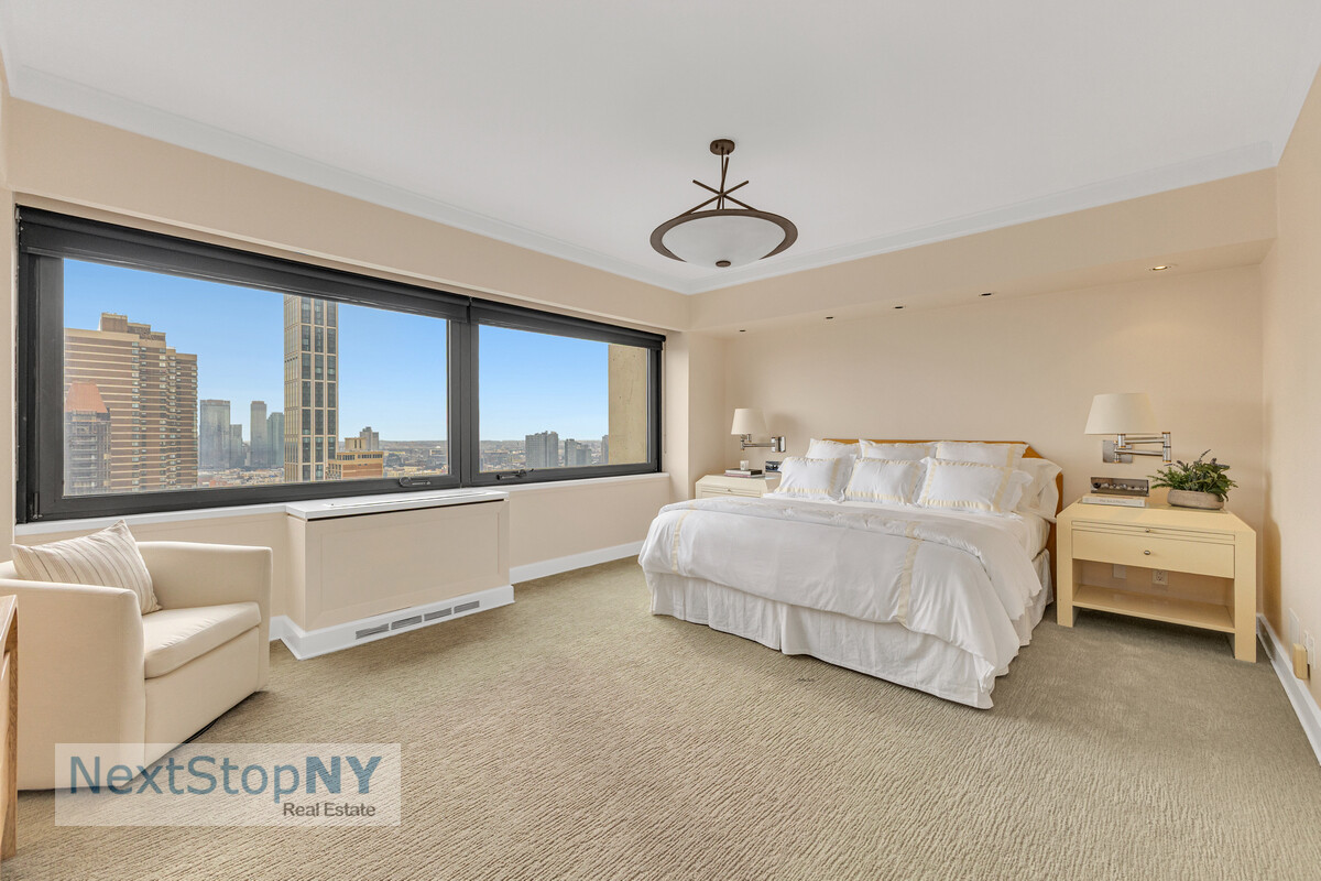 300 East 59th Street PH06 Sutton Place New York NY 10022