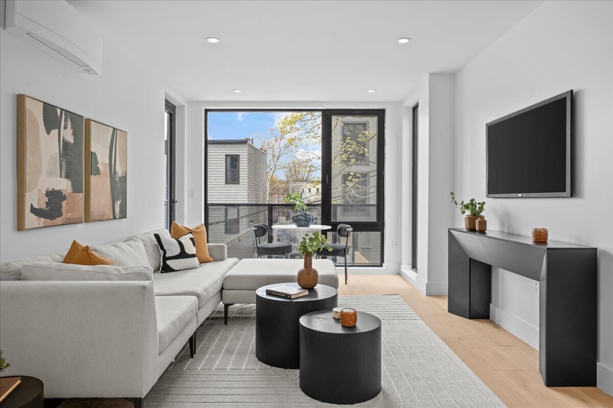107 Schaefer Street 2B Bushwick Brooklyn NY 11207