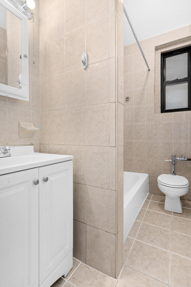 345 Montgomery Street 3G Crown Heights Brooklyn NY 11225