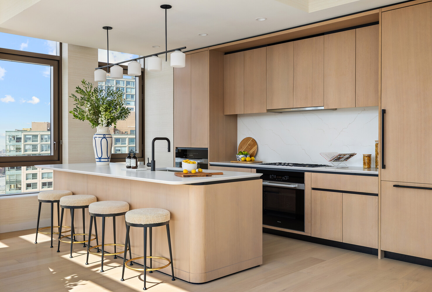 480 Kent Avenue 20D Williamsburg Brooklyn NY 11249