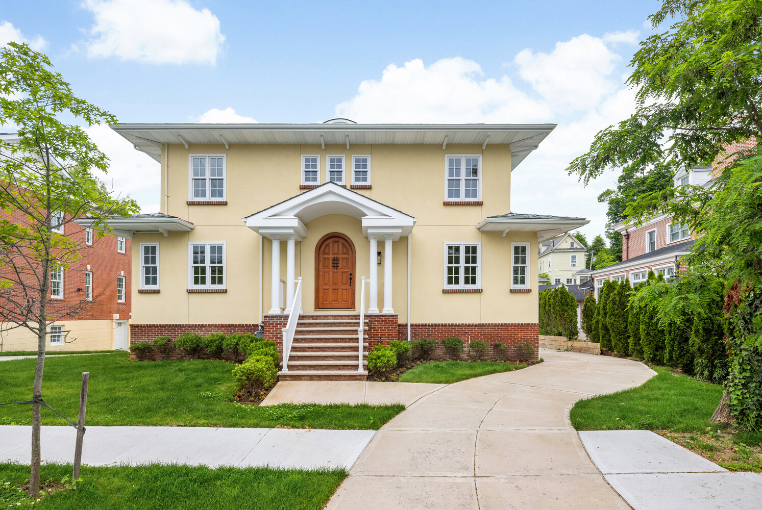 233-25 38th Drive Douglaston Queens NY 11363