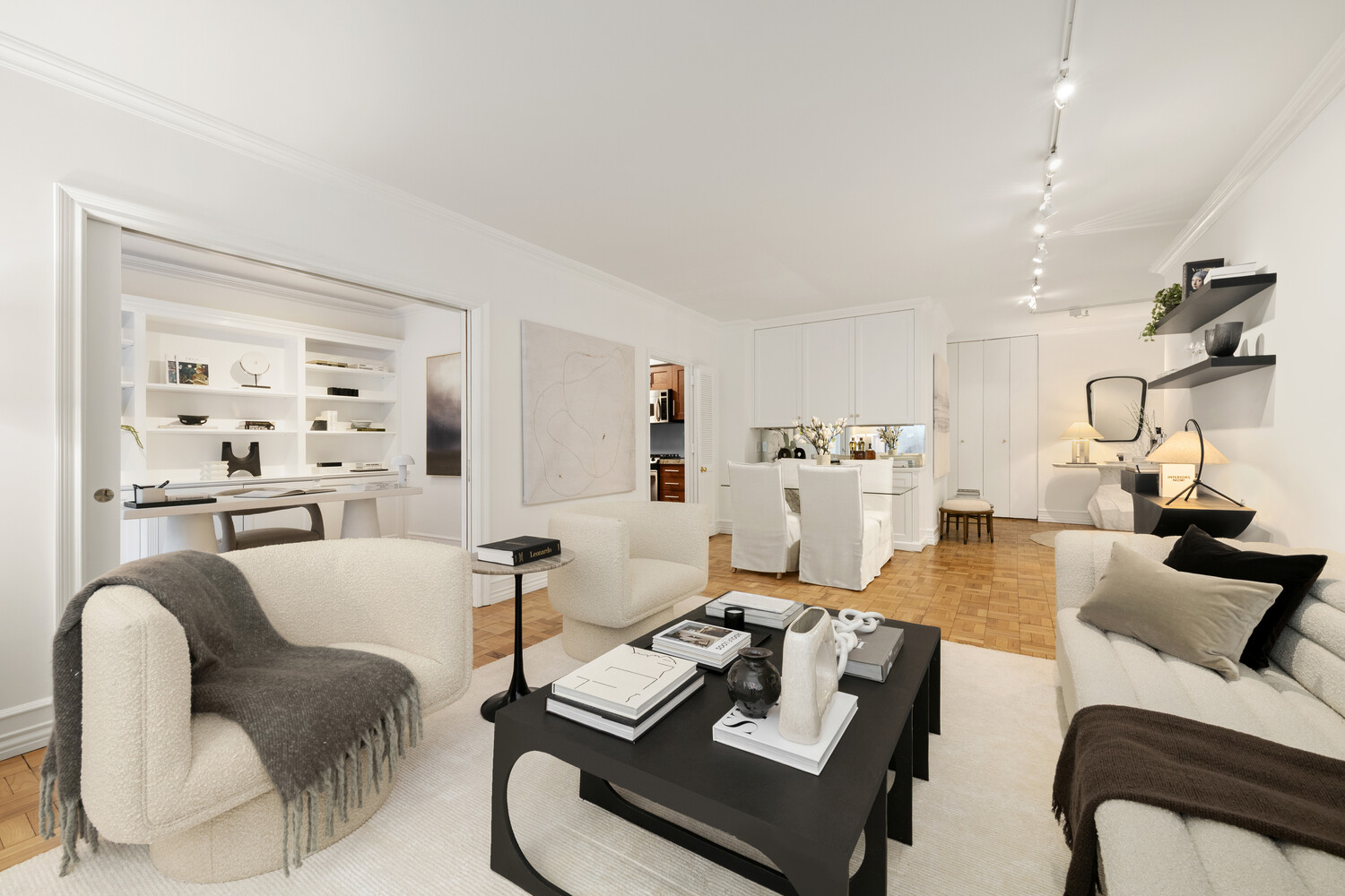 900 Park Avenue 5E Upper East Side New York NY 10075