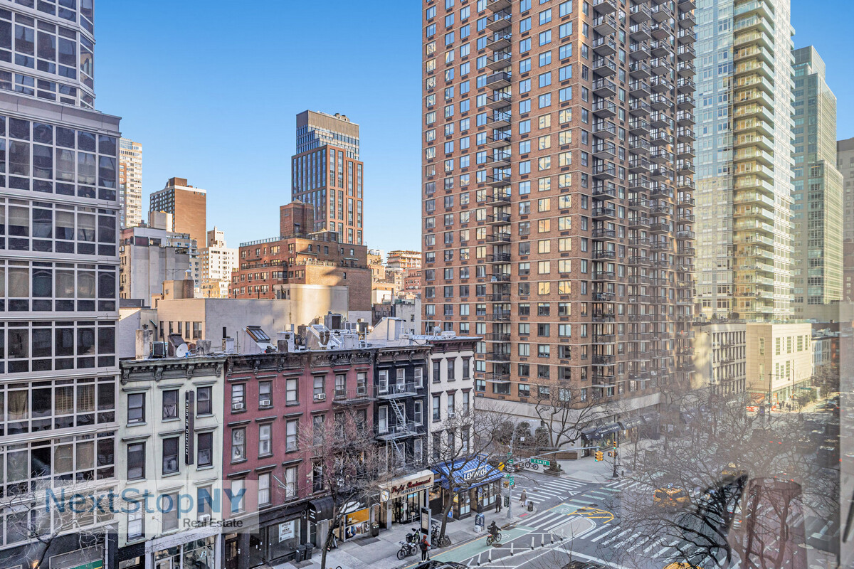 245 East 54th Street 6G Turtle Bay New York NY 10022