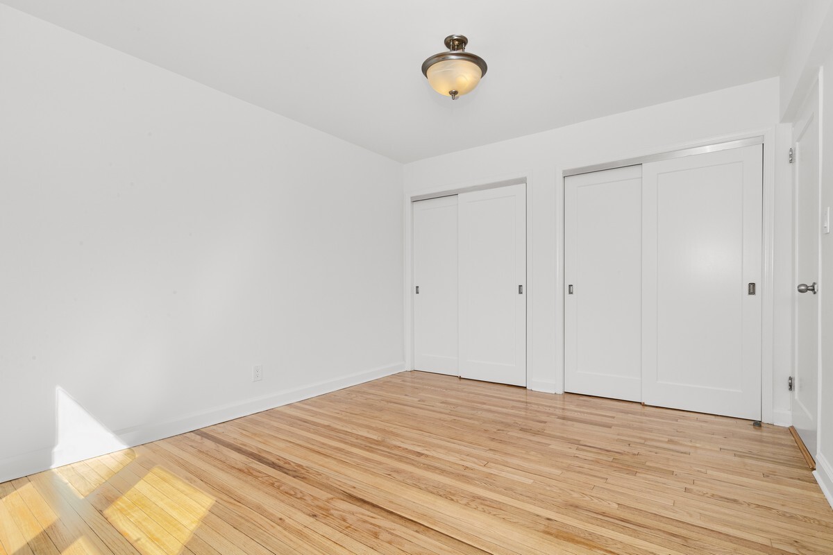105-21 66th Avenue Forest Hills Queens NY 11375