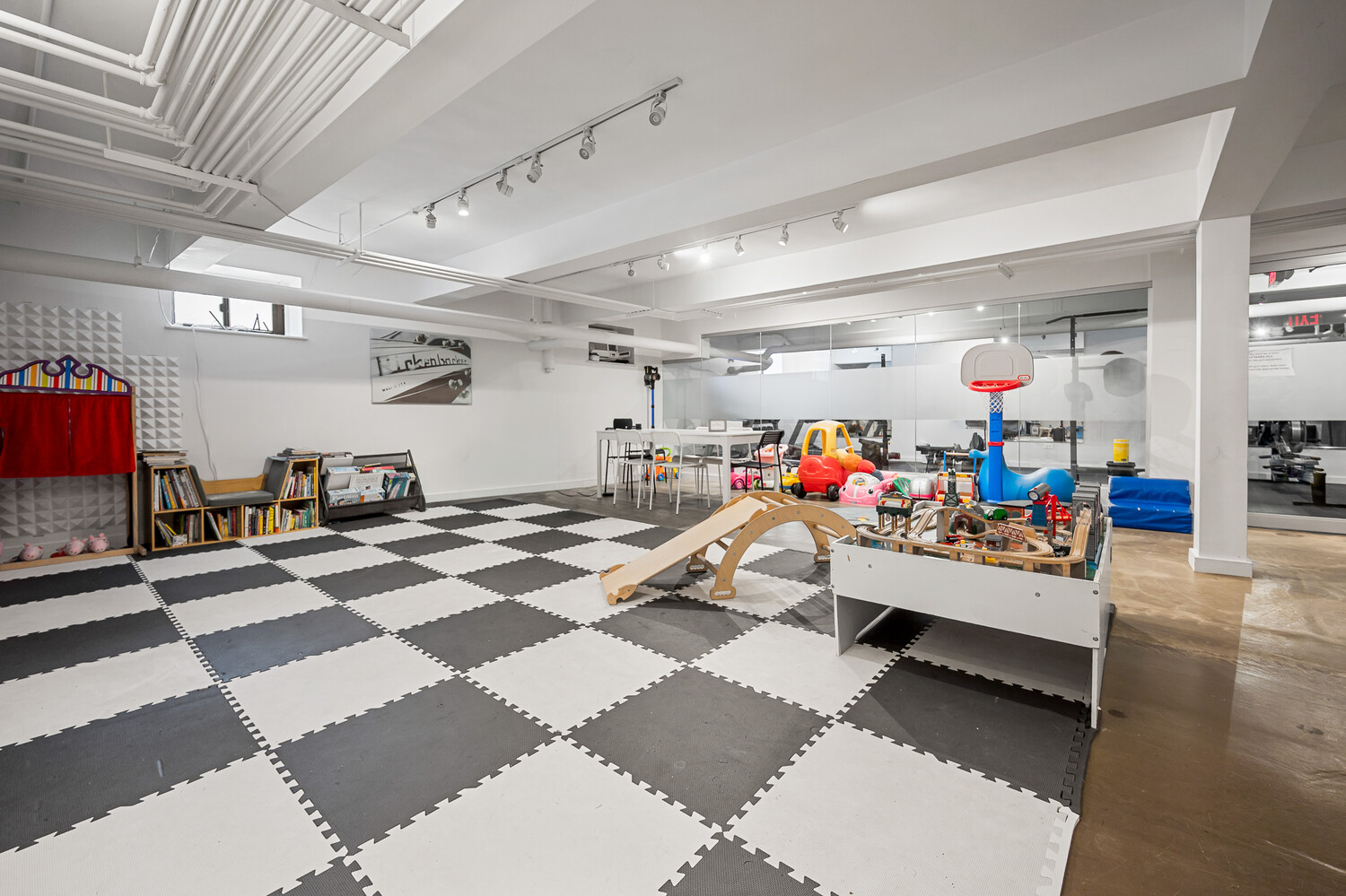 385 Argyle Road 2G Ditmas Park Brooklyn NY 11218