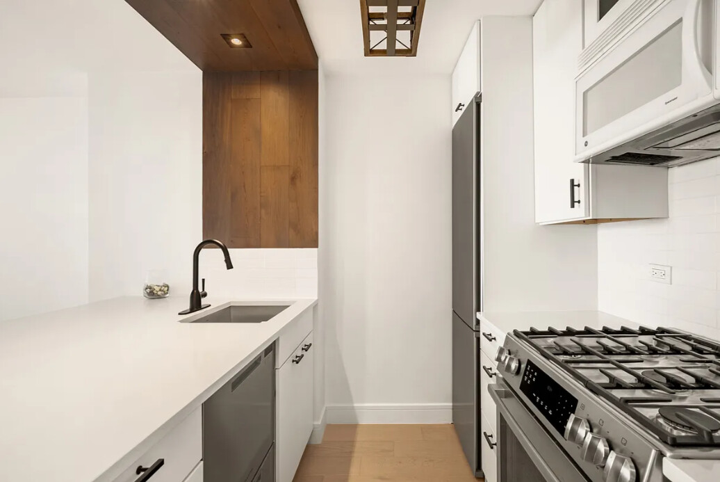 200 Rector Place 35C Battery Park City New York NY 10280