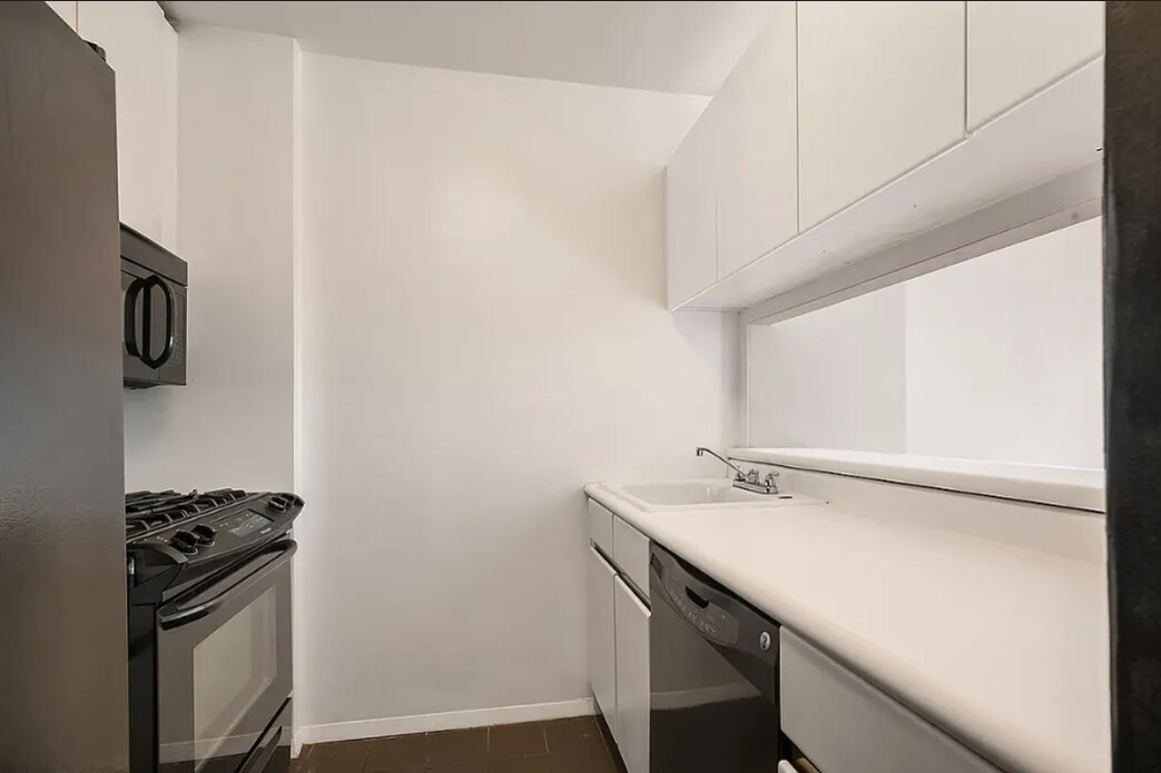 21 South End Avenue 436 Battery Park City New York NY 10280