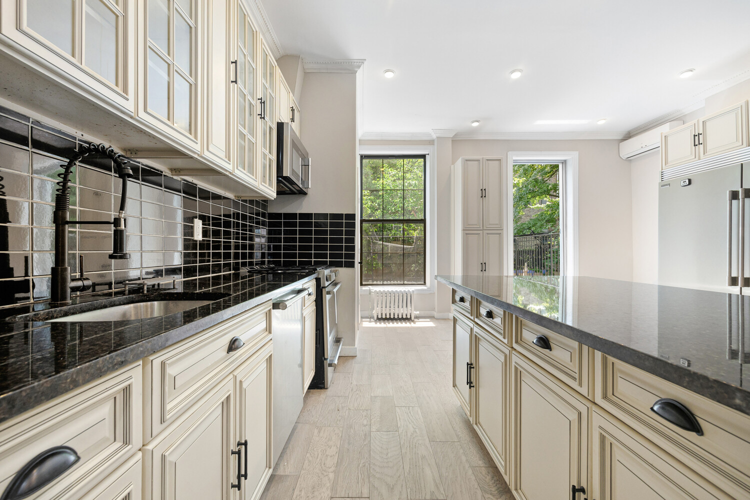 286 Clifton Place Bedford Stuyvesant Brooklyn NY 11216