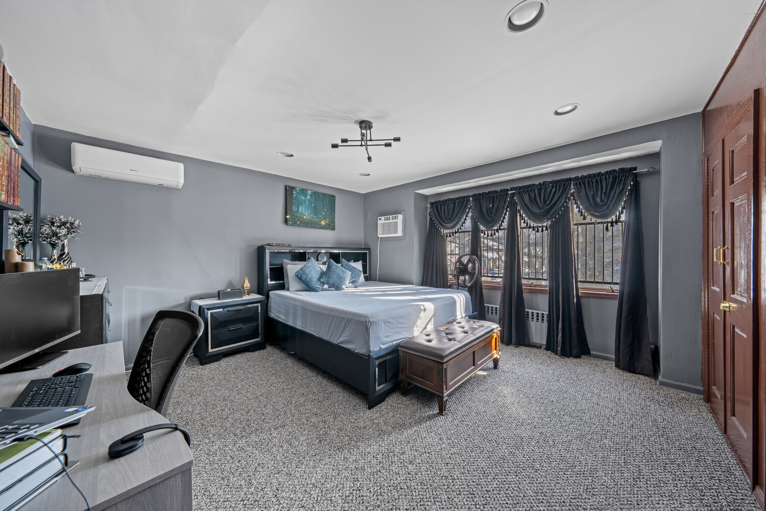 2821 Avenue N Midwood Brooklyn NY 11210