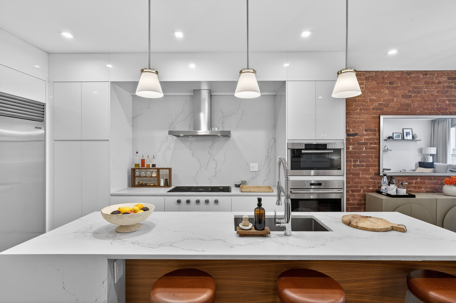 17 East 17th Street 2FL Flatiron District New York NY 10003