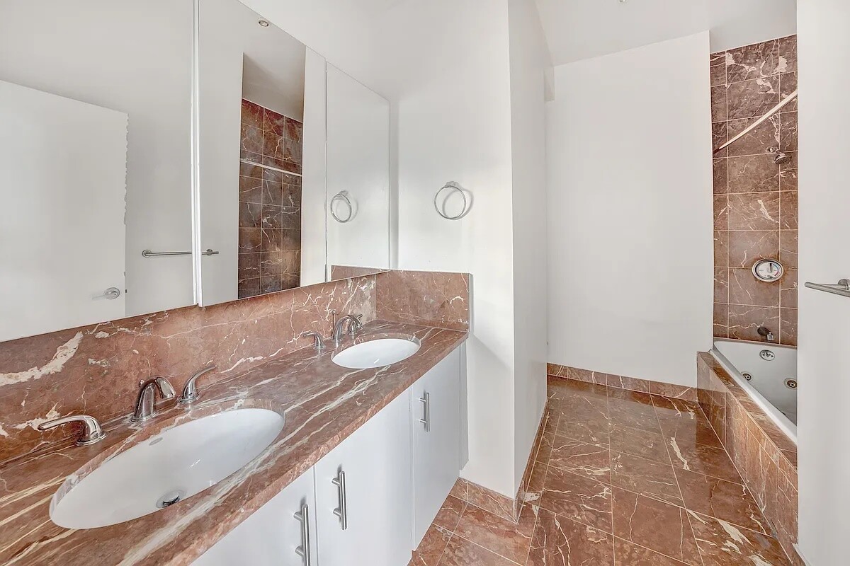 343 East 74th Street PH34D Upper East Side New York NY 10021