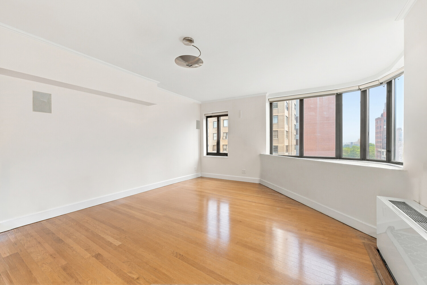 52 East End Avenue 10ABC Upper East Side New York NY 10028
