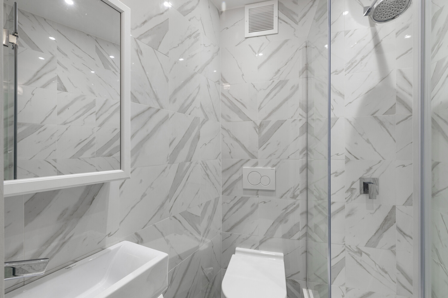 330 East 38th Street 37B Murray Hill New York NY 10016