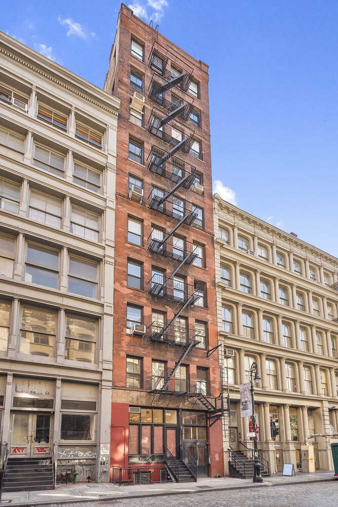 114 Mercer Street 2A Soho New York NY 10012