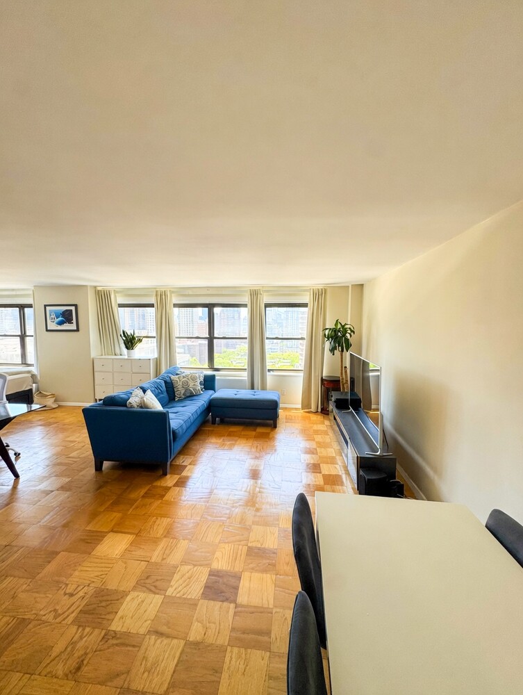 142 West End Avenue, #25T