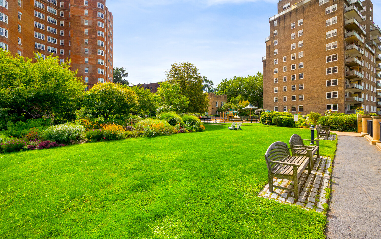 160 Cabrini Blvd. APT127 Hudson Heights New York NY 10033