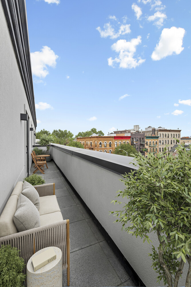 831 Knickerbocker Avenue 4R Bushwick Brooklyn NY 11237