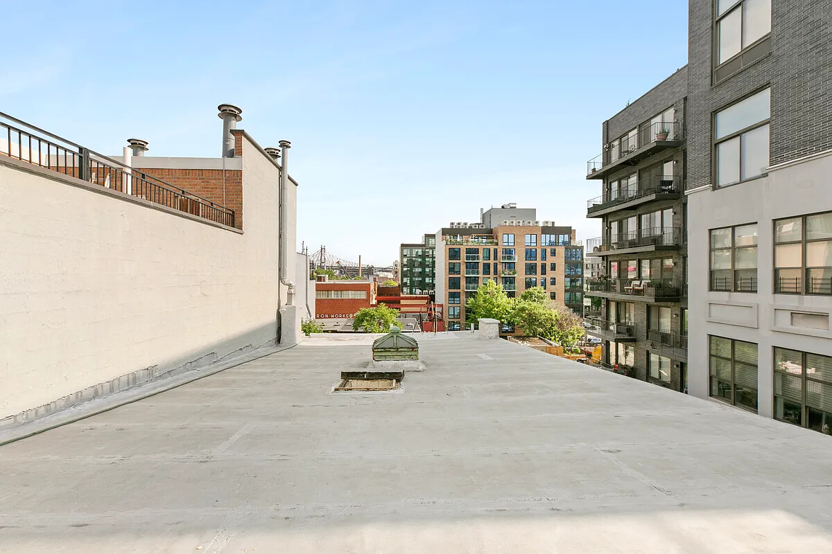 10-47 47th Avenue Long Island City Queens NY 11101