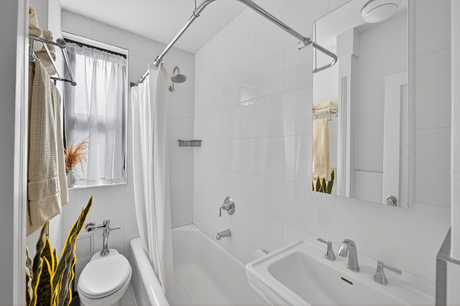 345 East 77th Street 4D Upper East Side New York NY 10075