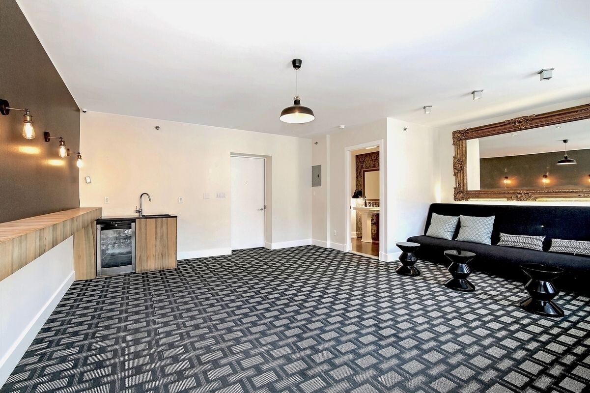 100 Maspeth Avenue 5H East Williamsburg Brooklyn NY 11211