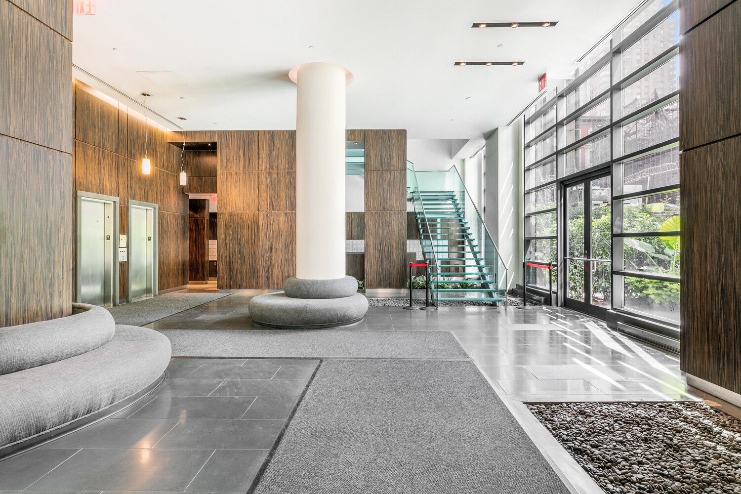 310 West 52nd Street 11D Clinton New York NY 10019