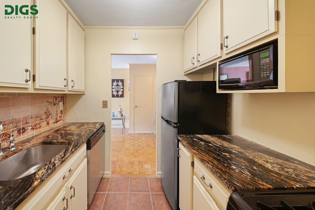 520 East 72nd Street 10F Upper East Side New York NY 10021