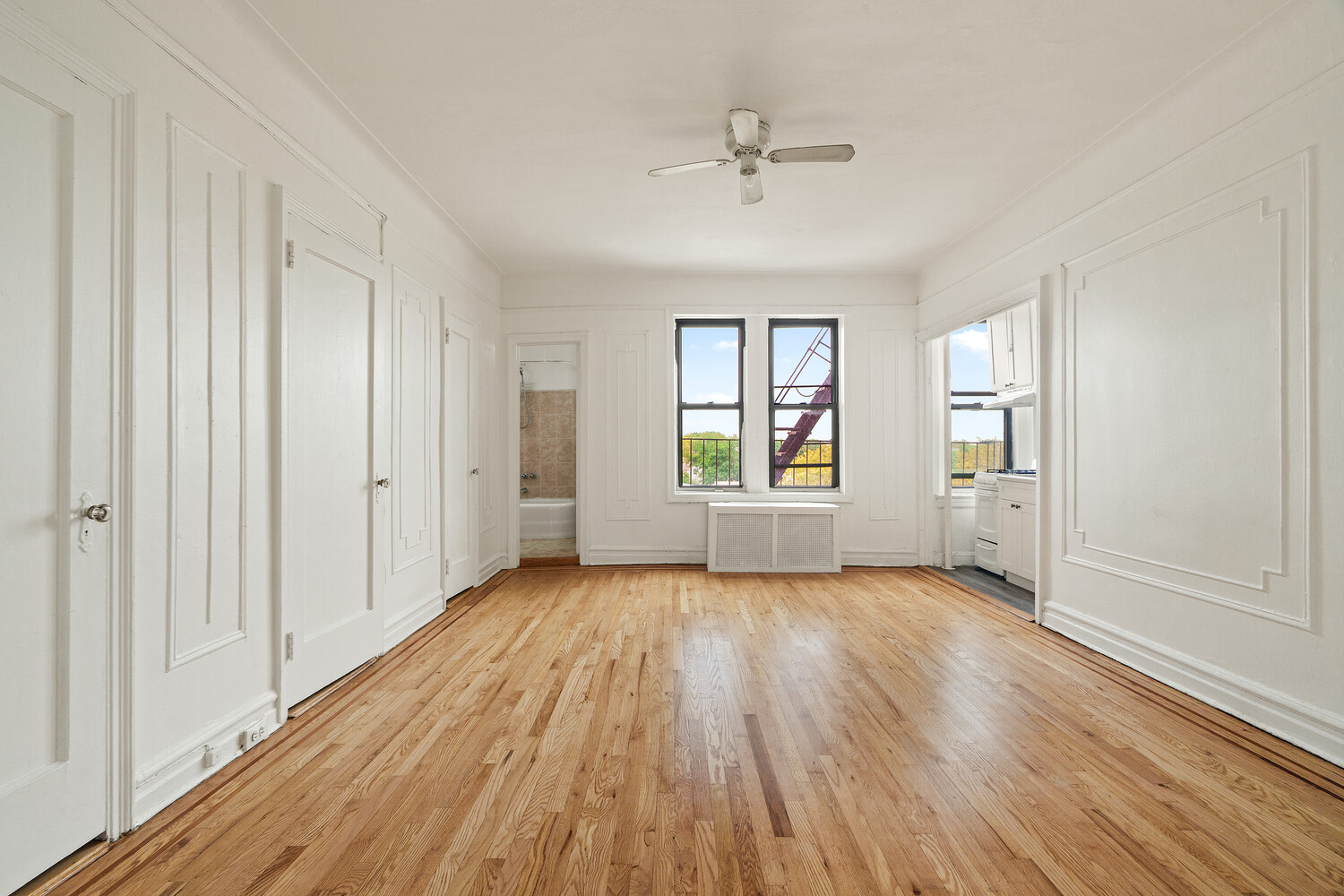 44-14 Newtown Road 5G Astoria Queens NY 11103