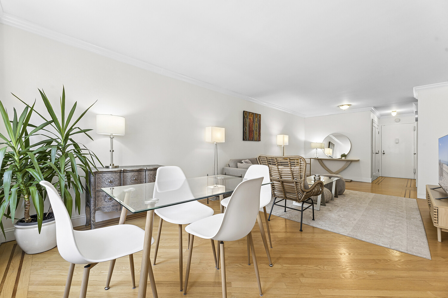 215 East 80th Street 8M Upper East Side New York NY 10075