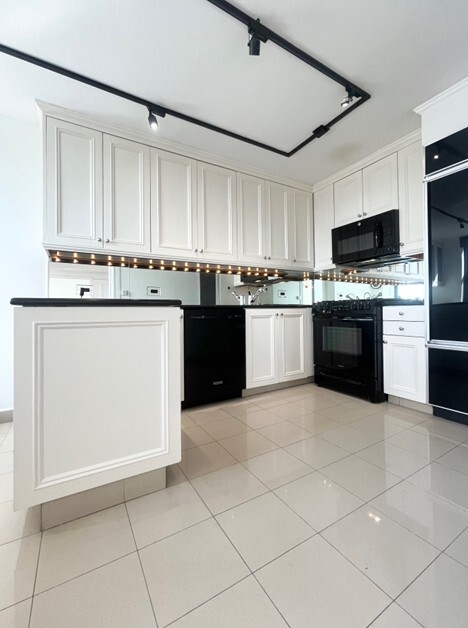 200 East 90th Street 27GH Upper East Side New York NY 10128